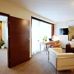 313 W Pieciogwiazdkowym Royal Tulip Plaza 200 M Dobruk Apartment Kolobrzeg