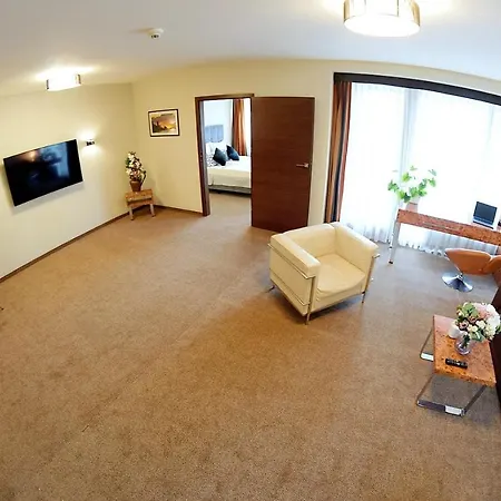 Apartment 313 W Pieciogwiazdkowym Royal Tulip Plaza 200 M Dobruk Kolobrzeg