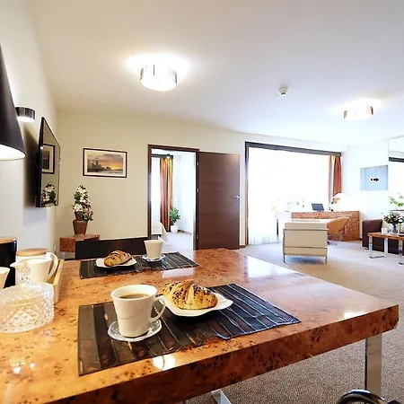 313 W Pieciogwiazdkowym Royal Tulip Plaza 200 M Dobruk * Kołobrzeg