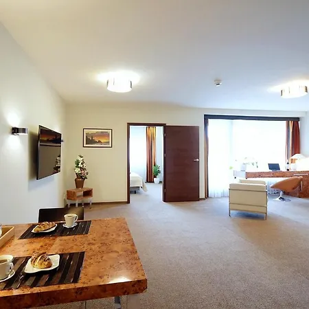 Appartamento 313 W Pieciogwiazdkowym Royal Tulip Plaza 200 M Dobruk