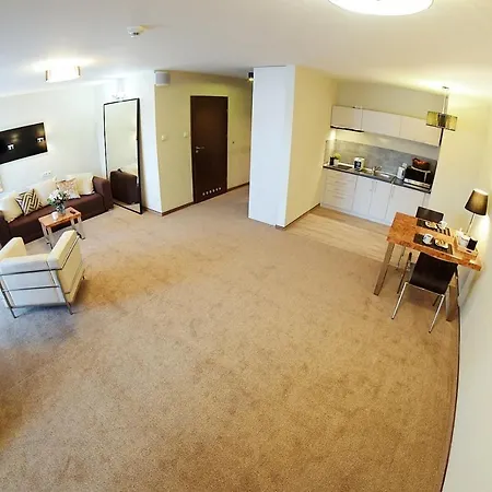 Apartment 313 W Royal Tulip Prywatny 200 M Do Plazy Dobruk