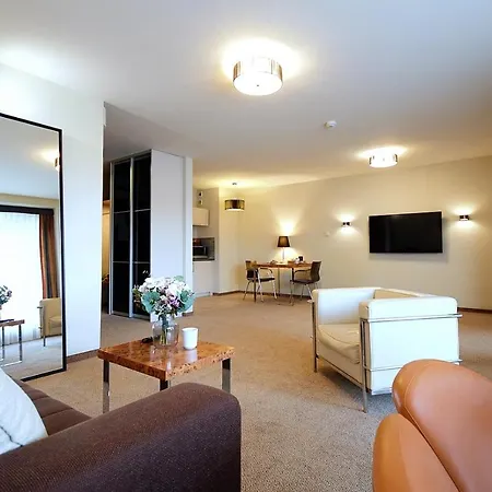 313 W Pieciogwiazdkowym Royal Tulip Plaza 200 M Dobruk Апартаменты Колобжег